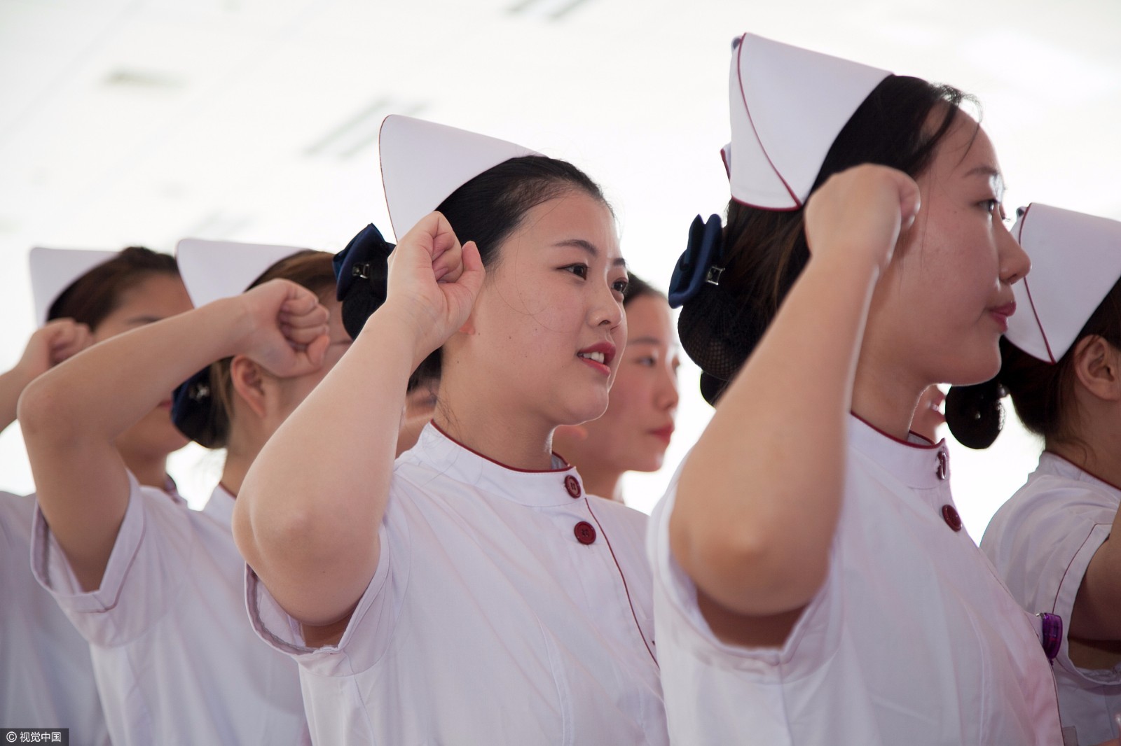 第106个国际护士节来临 盘点你心目中的白衣天使