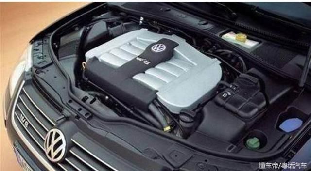 奔驰和宝马的V12发动机与奥迪的W12发动机有