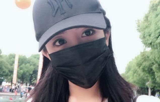 斗鱼呆妹儿直播上电视,呆妹儿表示可以吹一年