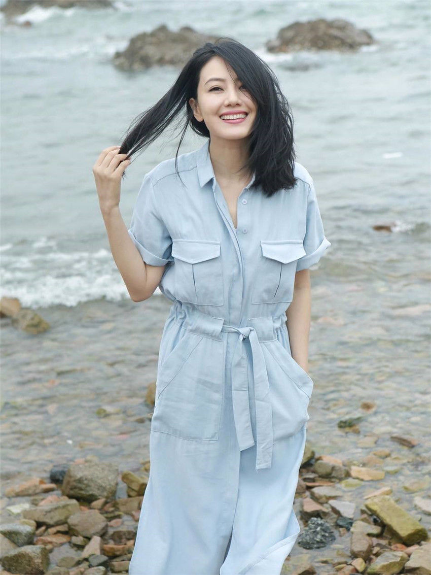 屁股太大腿太粗?看梨形身材的女星怎么穿