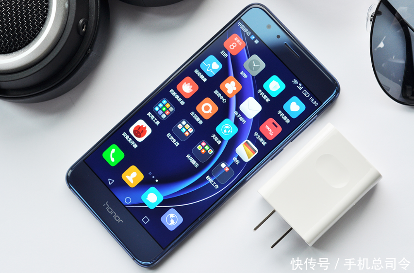 余承东给力,华为又四部老机型推送安卓8.0,你升