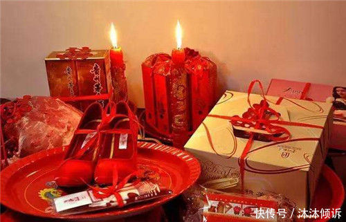 男友给25万彩礼爸妈欣喜若狂,给银行卡陪嫁,我