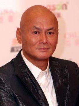 冼锦熙,1955年8月22日出生于广东省,自幼过继给刘家良,刘家荣之父刘湛