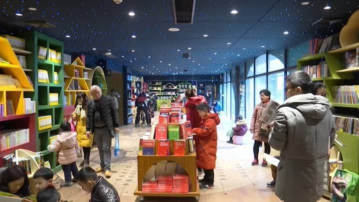 【新春走基层】扬州新年“打卡”好去处,书香城市气息浓 【新春走基层】扬州新年“打卡”好去处,书香城市气息浓