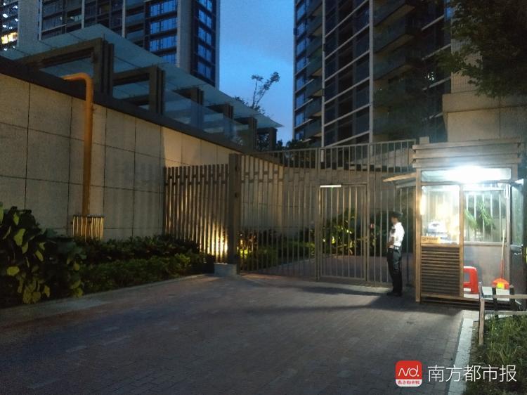 小区保安被狗咬伤 狗主人只付第一针疫苗的钱