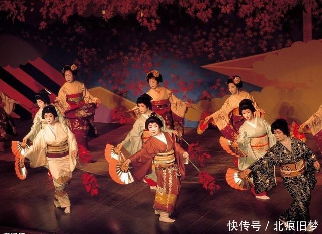 日本为鼓励生育立法征收单身税,国人笑了:这也