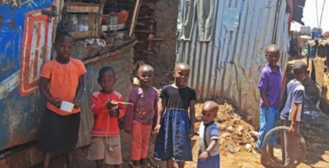 俄罗斯美女嫁给黑人男子,婚后的生活让她后悔