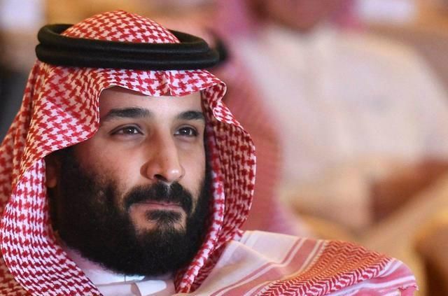 对中国出口石油涨价后,突然又大降价,沙特究竟