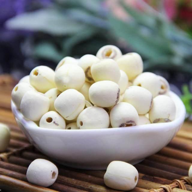 女人想要美容养颜,每天喝一杯它,让你气血满