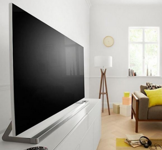 关于画面不流畅的痛点,这家国产电视机是这样