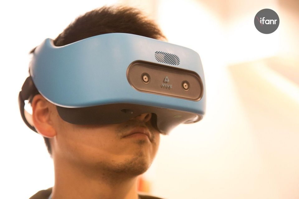 试玩HTC Vive Pro,画质音效有惊喜,VR或许真有