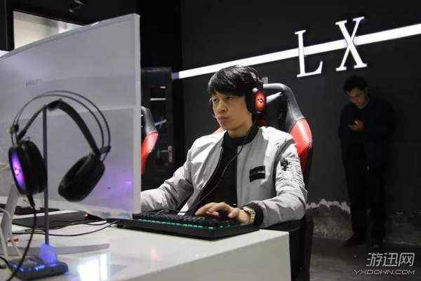 蓝翔成立LX电竞俱乐部高调招聘 夺S级冠军奖