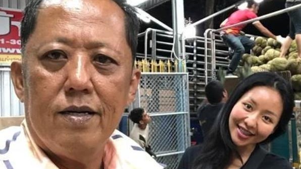 泰国榴莲大王为女儿招婿：送千万泰铢10辆车和房