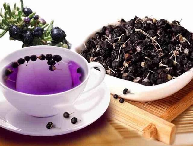 黑枸杞好处多多,在泡水喝时一定要记住这3个禁