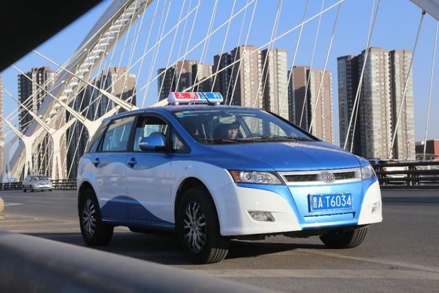 全职开滴滴司机到底挣不挣钱?看看这些条件你