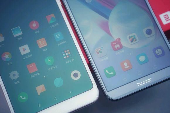 红米5 Plus开箱上手:始于红米,忠于红米?对比荣