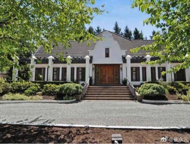 崔永元15日晚再爆王中军温哥华房产,网友评论