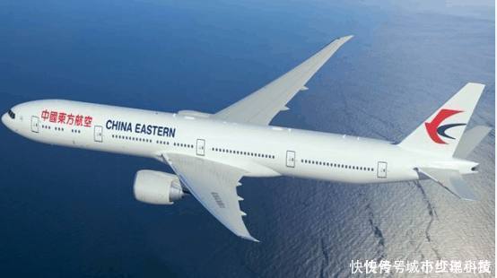 美国女孩到中国旅游:坐了中国自行研发飞机后