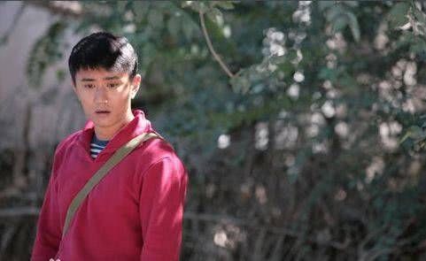 9岁红遍全国,父母双亡后败光千万家产,如今精