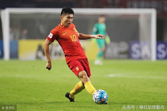 他是中国近二十年最顶级的足球运动员!生不逢