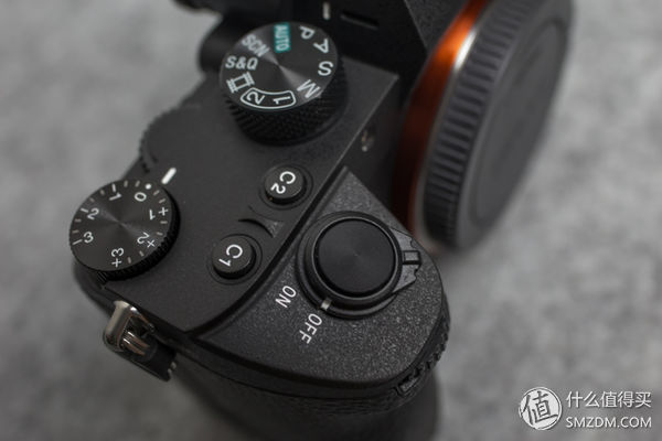 一个佳能党眼中的SONY 索尼 A7M3:索尼新款