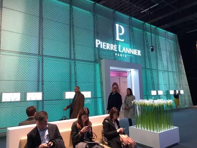 了顶级的世界名表,巴塞尔还展出独立制表师的