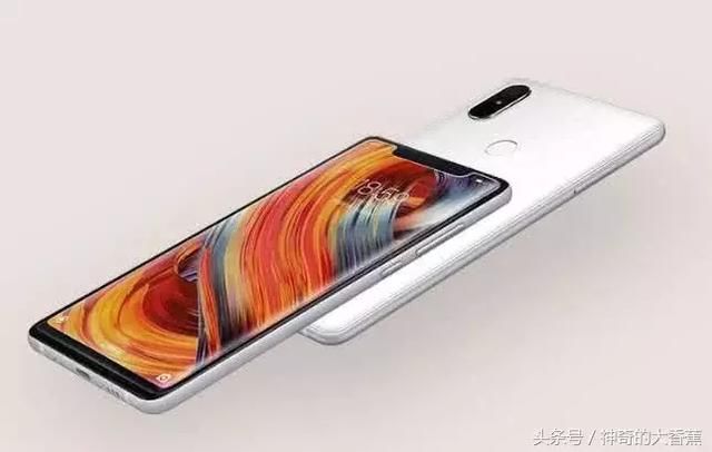 小米8SE相比于小米8差别在哪里?同学们来看