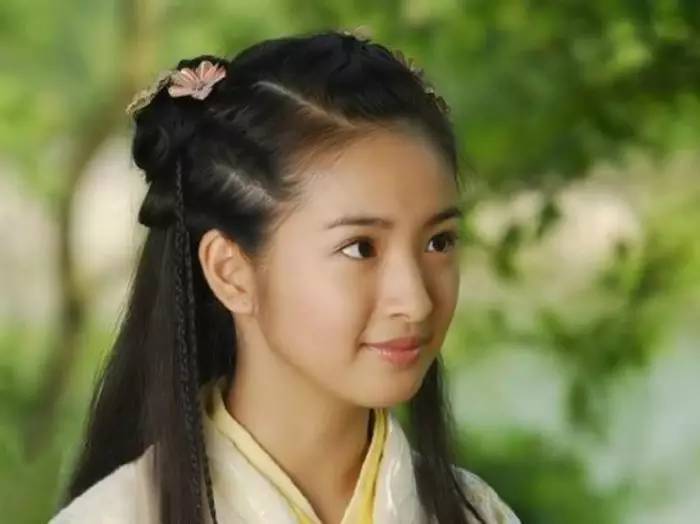 林依晨、蒋欣、赵丽颖:圆脸妹子如何看气质?