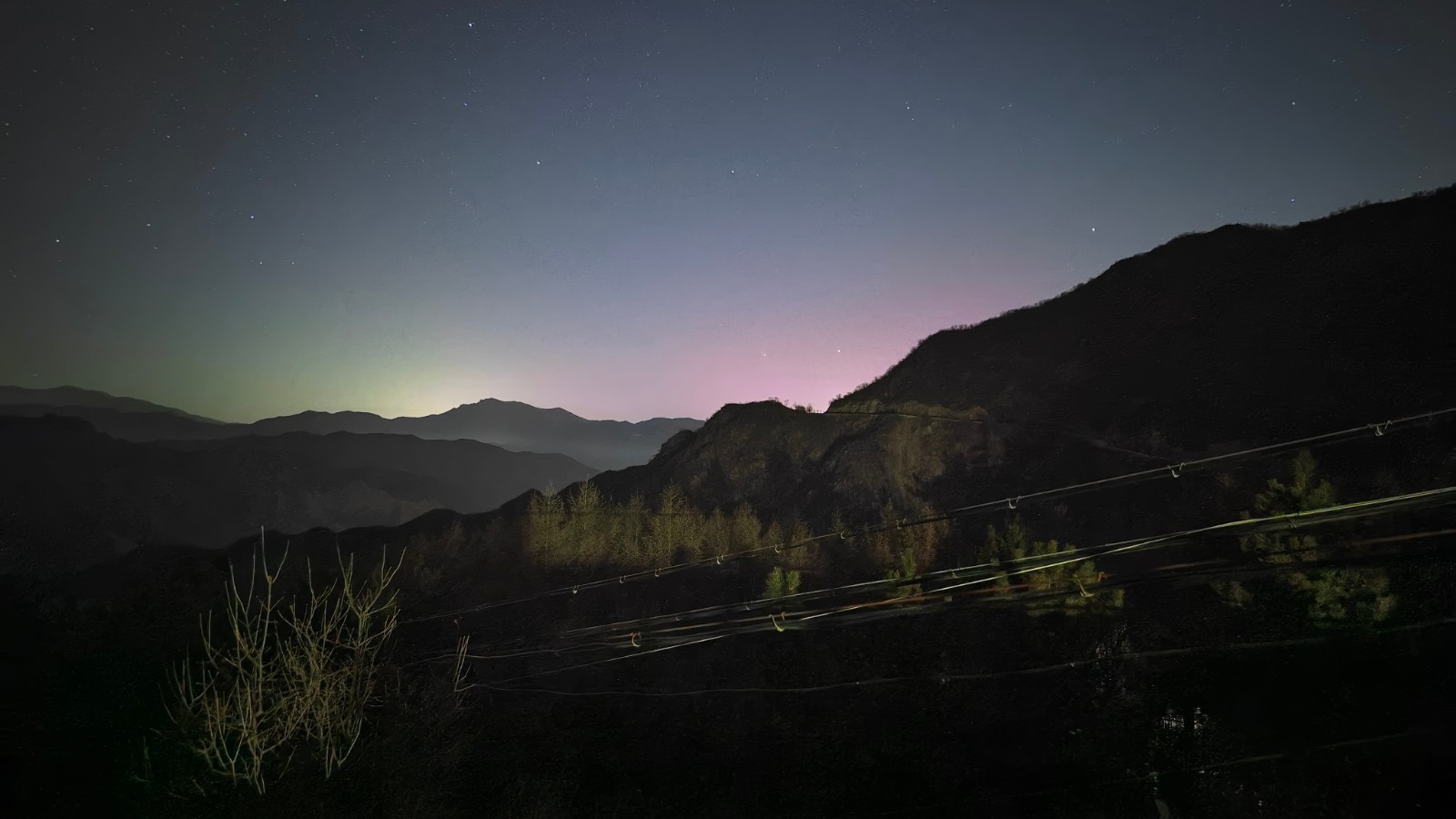 门头沟:绝美奇观!百花山国家级自然保护区观测记录到极光现象 门头沟:绝美奇观!百花山国家级自然保护区观测记录到极光现象