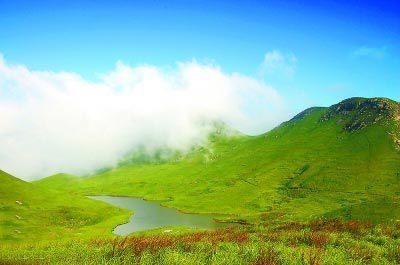8月份去哪里旅游凉快,暑假去哪里旅游凉快