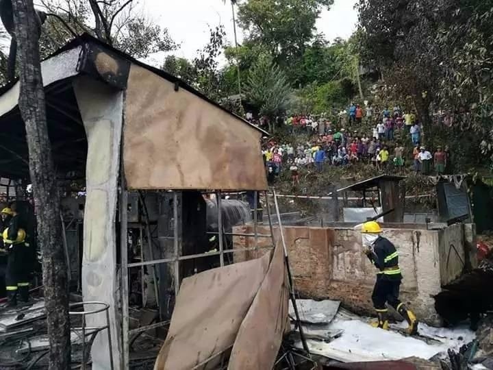 缅甸德林达依省丹荖县加油站突发大火,有人丧