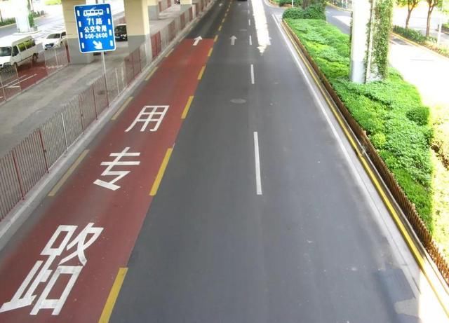 你要是红旗L5,交警可能还会犹豫,300万的车就