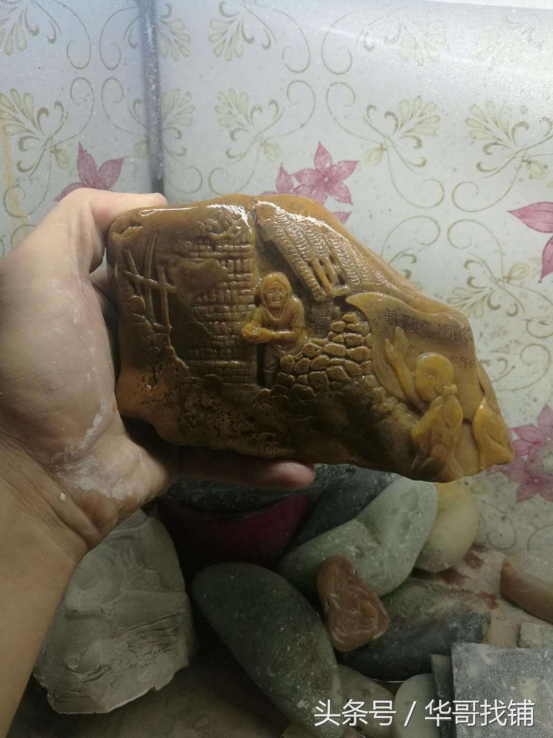 镇平玉雕人创作《誓约》,誓要为扶贫出力,八零