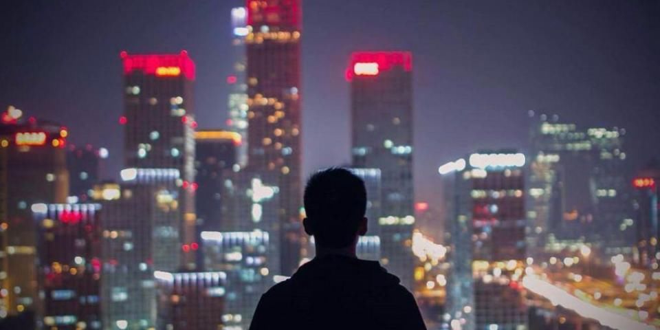 比房价暴跌更可怕的三件事正在发生!更可怕的