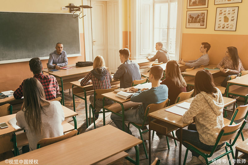 有人说2020年教师职称要取消了,到底是真是假