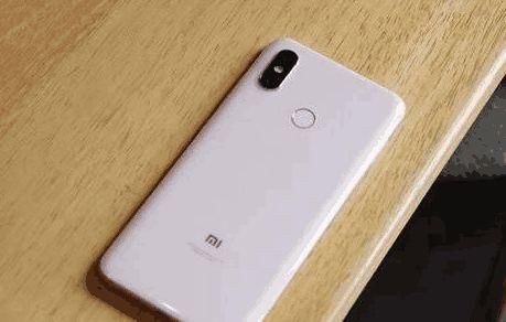 最便宜的骁龙845机型:5G+256G+2000万,比苹