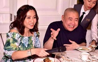 看完甘比前男友对甘比的评价,网友:难怪刘銮雄