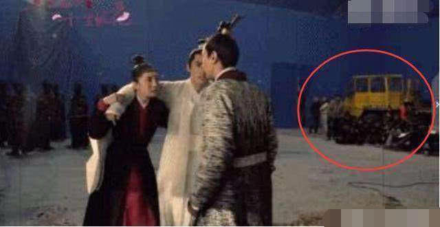 杨幂十大穿帮镜头:三生三世十里桃花中夜华对