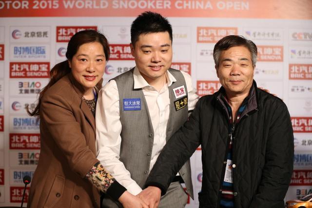 丁俊晖到底有多少钱?丁俊晖三个字是巨额的