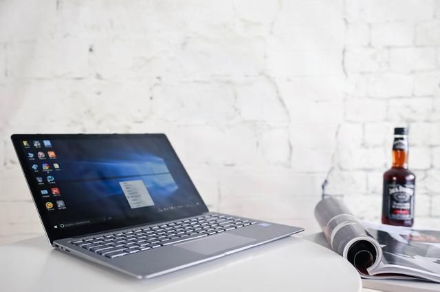 8G内存+128G固态!堪称比华为小米还高颜值