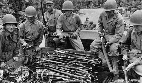 日本海军陆军矛盾有多大?禁止通婚,螺丝都要倒