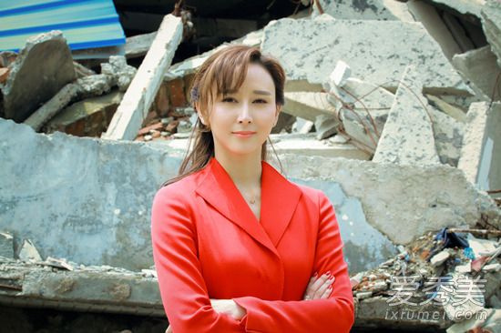 人民的名义胡静同款红色上衣怎么穿好看?