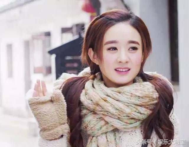 戴围巾,赵丽颖和刘亦菲玩出新高度,迪丽热巴才