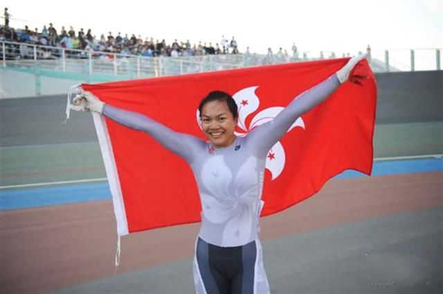 中国香港队,亚运会上夺得奖牌后,颁奖仪式上升