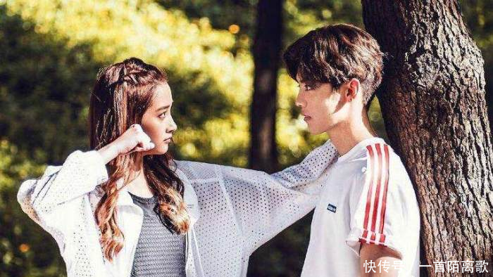 《甜蜜暴击》关晓彤大秀好身材,网友:真羡慕鹿