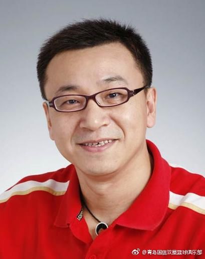 青岛宣布范斌担任主教练 前任主帅巩晓彬已离任