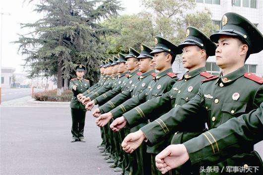 军队真的不允许家属进部队探望吗?看到最后让