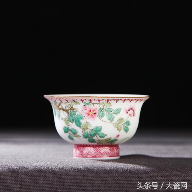 八万元听一响珐琅彩身价为何如此昂贵?