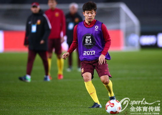 接班人:这是里皮抬举,跟智哥比遥不可及-北京时间