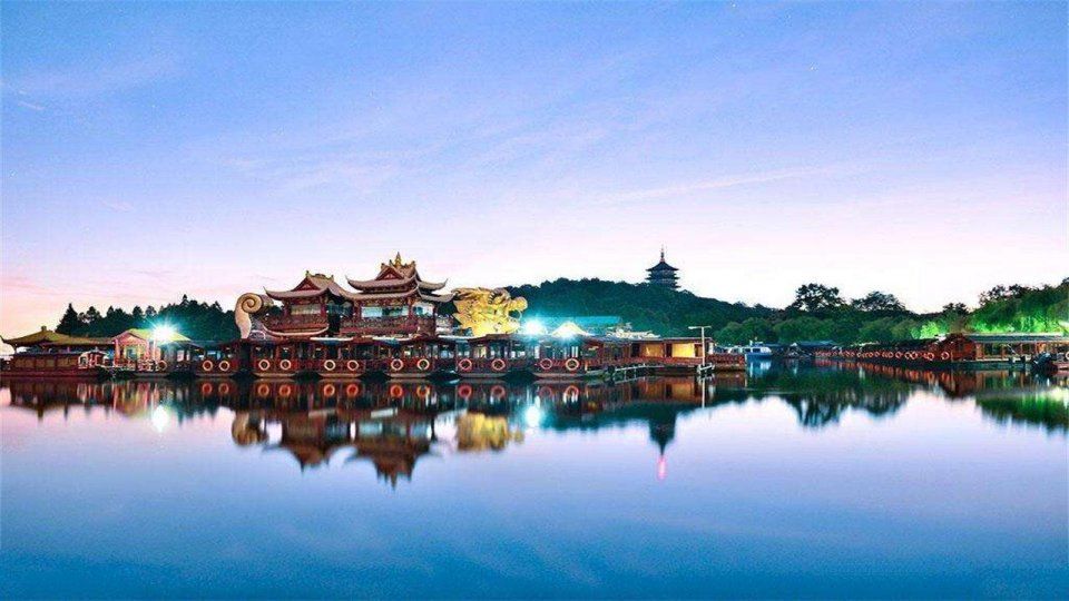 成都、重庆和杭州,不看经济,单纯看旅游,你会去